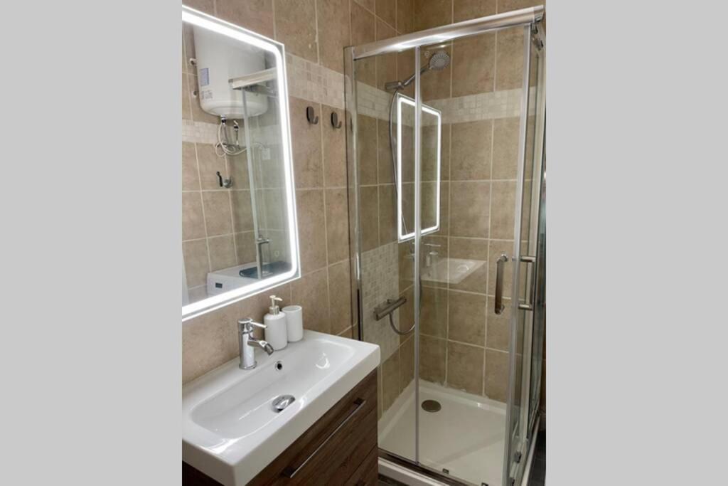 RICHI SUITE Puerto Banus Marbella Bagian luar foto
